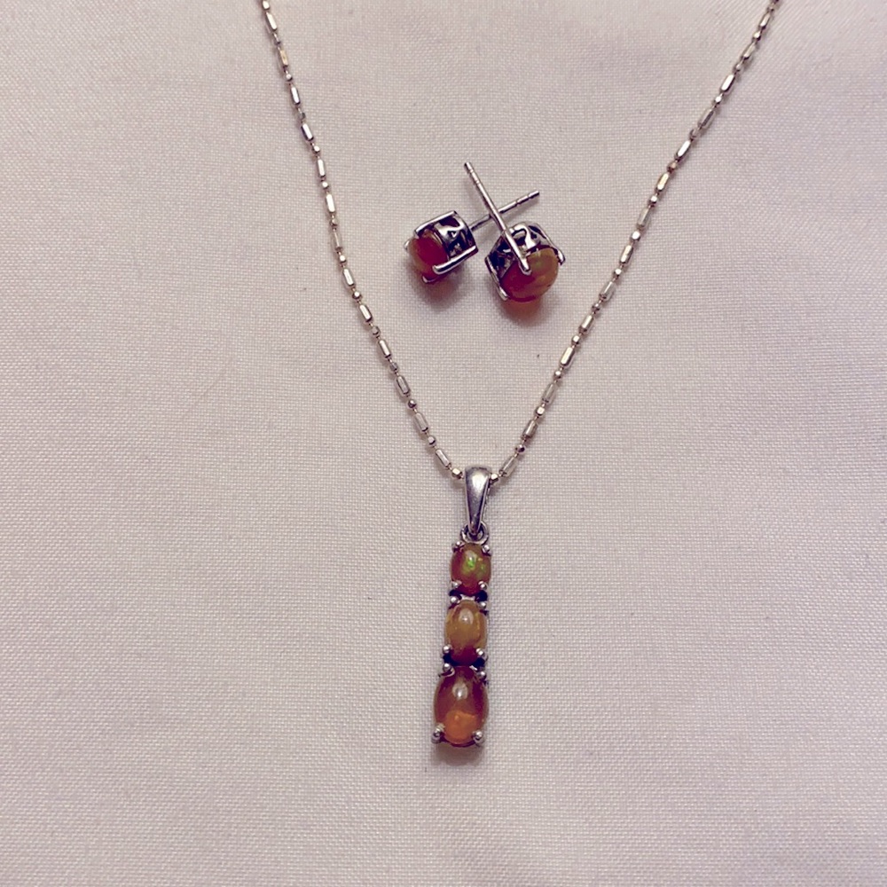 Matching Necklace and Earrings 925 Silver